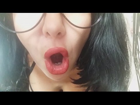 ❤️ ګرانه، ستا سوزنده مور به تاسو نن ښوونځي ته نه پریږدي ... زه تاسو ته ډیره اړتیا لرم ... ️❌ مقعد ویډیو